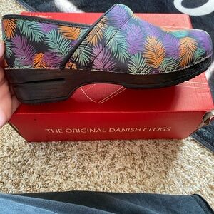 New Sanita clogs size 40